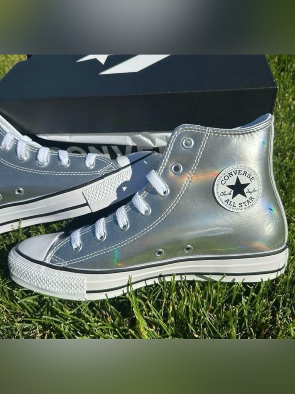Women’s Chuck Taylor All Star Metallic Converse Size 8 - Picture 2 of 3